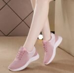 Sports Shoe For Women's - Image 3