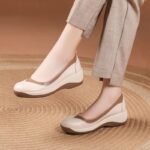 Round toe thick soft sole women's shoes