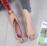 New style women's shoes with soft soles - Image 4