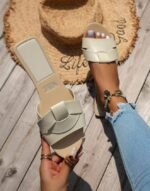 Flat bottom one-piece slippers for women - Image 3