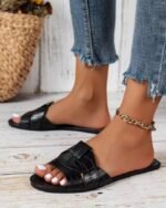 Flat bottom one-piece slippers for women - Image 5