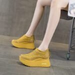 Breathable casual soft sole non-slip shoes - Image 4