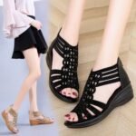 New fashion thick-soled middle-aged sandals