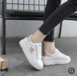 Little white shoes for women - Image 12