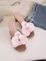 Women's Beach Sandals With Square Toe