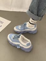 Soft-soled work-friendly sports shoes for women - Image 5