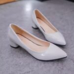 Single shoes for women medium heel - Image 4