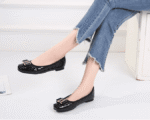 New shallow buckle flat heel women's shoes - Image 3