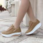 Sports and walking shoes for women - Image 2