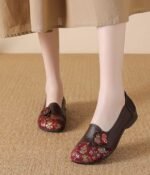 Soft-Soled Women's Shoes Autumn Slip-on Top Layer - Image 3