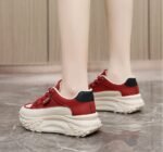 Soft-soled work-friendly shoes for women - Image 8