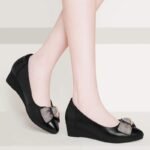 Soft leather wedge heel women's shoes - Image 4