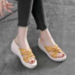 Soft leather thick-soled sandals for women