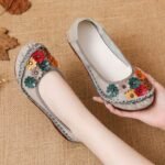 New Style Soft-Soled Low-Heel Women's Shoes Ethnic Style - Image 3