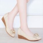 Soft leather wedge heel women's shoes - Image 5