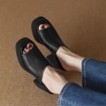Thick Bottom Slide Women's Fashionable Outer Wear - Image 2