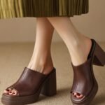 Thick Bottom Slide Women's Fashionable Outer Wear - Image 4