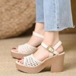 Fashionable Sandals for Petite Women - Image 3