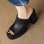 Thick Bottom Slide Women's Fashionable Outer Wear - Image 6