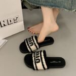 Flat Outer Wear Beach Open Toe Sandals - Image 2
