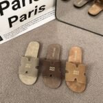 Thick-Soled Casual Flats Sandals - Image 7