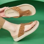 Rhinestone Flip-Flops Comfortable Thick-Soled Beach Slippers - Image 4
