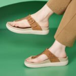 Rhinestone Flip-Flops Comfortable Thick-Soled Beach Slippers - Image 5